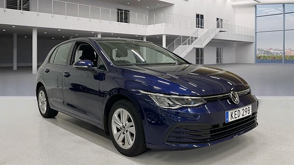 Volkswagen Golf VIII 3 of 11