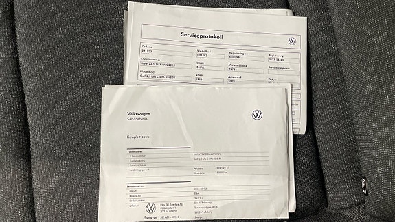 Volkswagen Golf VIII 10 of 11