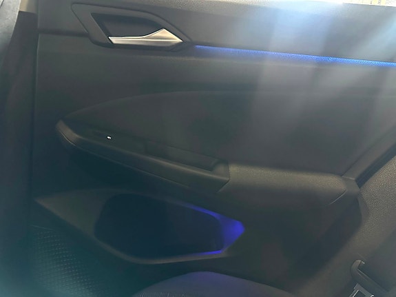 Volkswagen Golf I 21 of 26