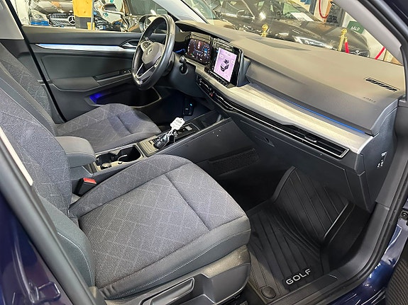 Volkswagen Golf I 11 of 26