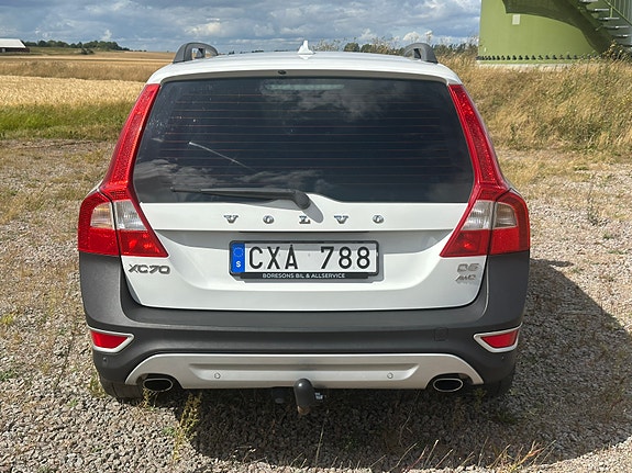 Volvo XC70 6 of 17