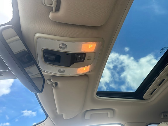 Volvo XC70 16 of 17