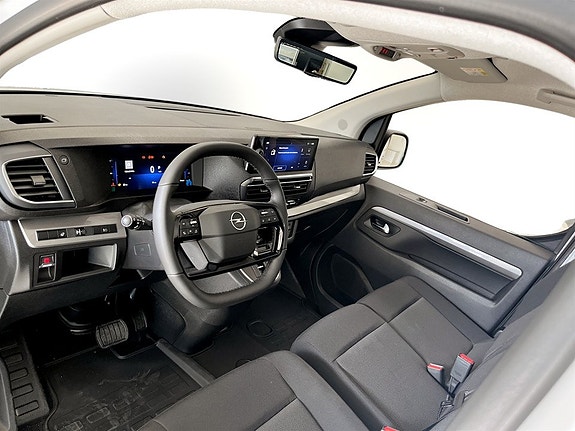 Opel Vivaro 5 of 17