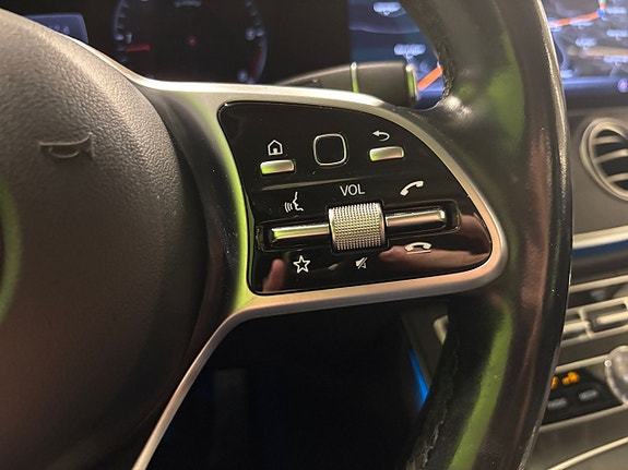 Mercedes-Benz E220 d 23 of 25