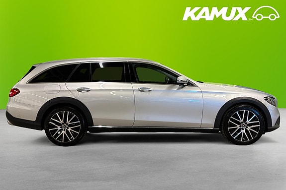 Mercedes-Benz E220 d 2 of 25