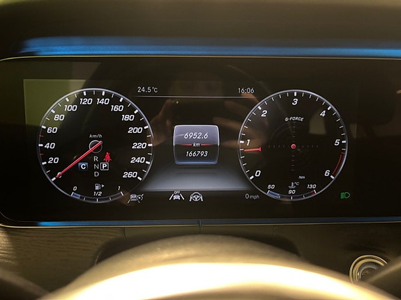 Mercedes-Benz E220 d 12 of 25