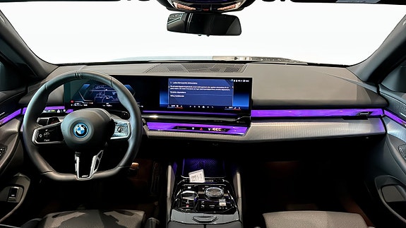 BMW 530e 4 of 9