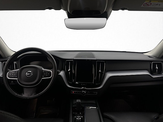 Volvo XC60 13 of 30