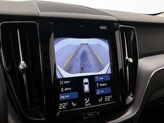 Volvo XC60 30 of 30