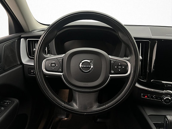 Volvo XC60 25 of 30