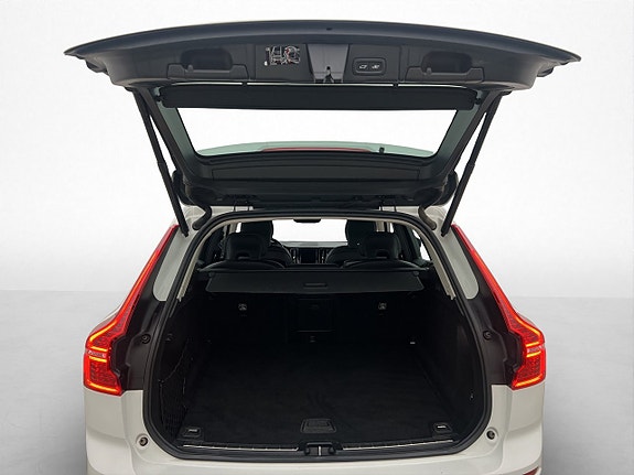 Volvo XC60 18 of 30