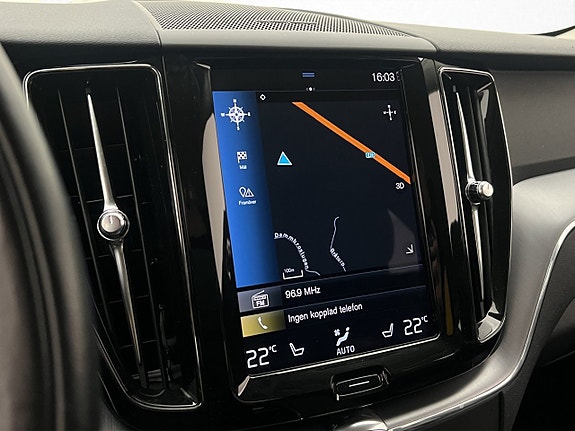 Volvo XC60 27 of 30