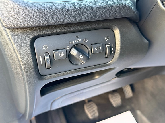 Volvo V40 20 of 26
