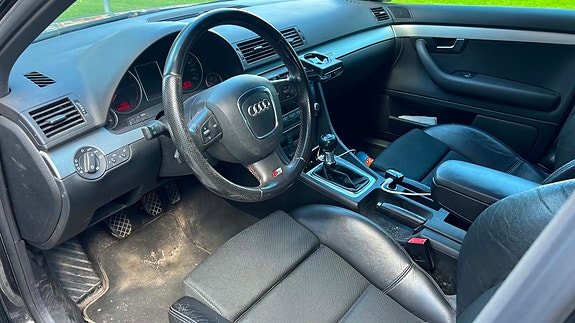 Audi A4 4 of 4