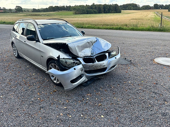 BMW 318d 3 of 3