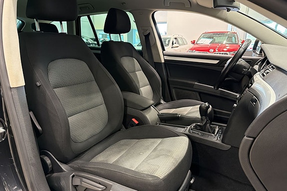 Skoda Superb 14 of 18