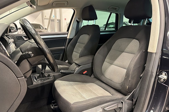 Skoda Superb 13 of 18