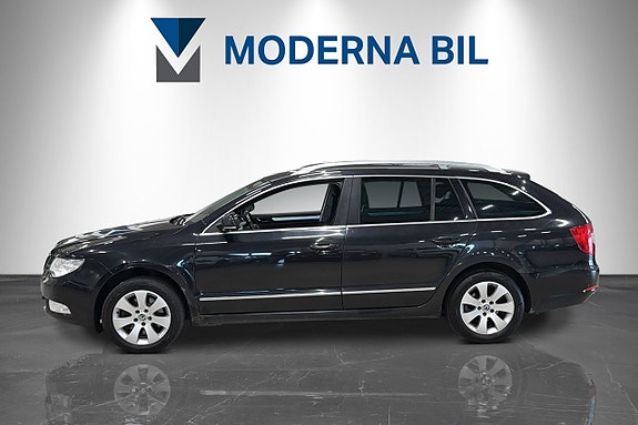 Skoda Superb 2 of 18