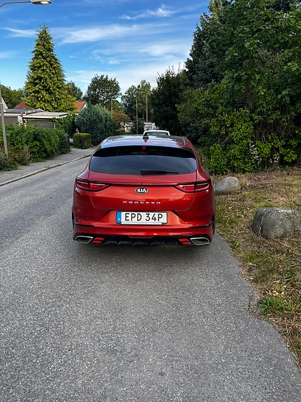 Kia ProCeed 4 of 7
