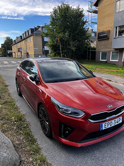 Kia ProCeed 2 of 7