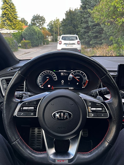 Kia ProCeed 5 of 7