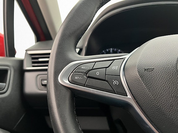 Renault Clio 23 of 25