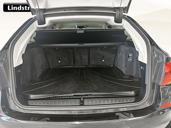 BMW 520d 12 of 18