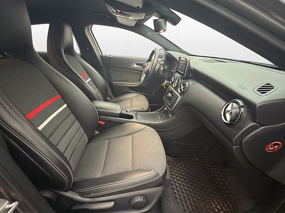 Mercedes-Benz A180 13 of 26