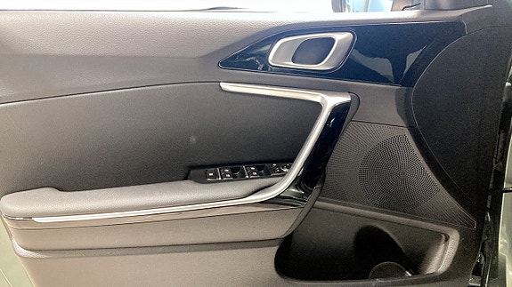 Kia Ceed 11 of 16