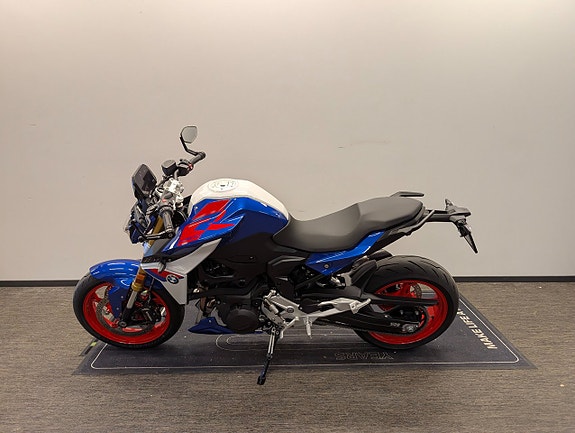 BMW F900R Style Sport 4 of 4