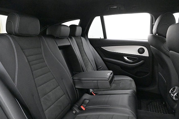 Mercedes-Benz E300 21 of 27