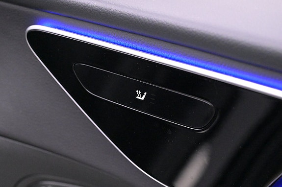 Mercedes-Benz C300 15 of 27