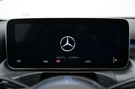 Mercedes-Benz C300 9 of 27