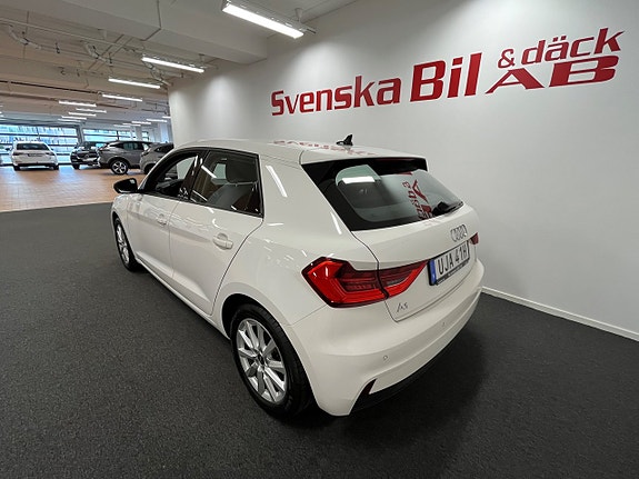 Audi A1 10 of 24