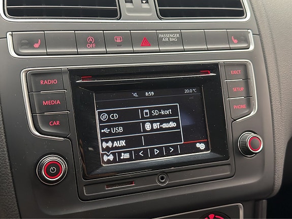 Volkswagen Polo 17 of 28