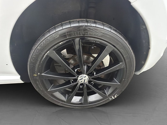 Volkswagen Polo 24 of 28