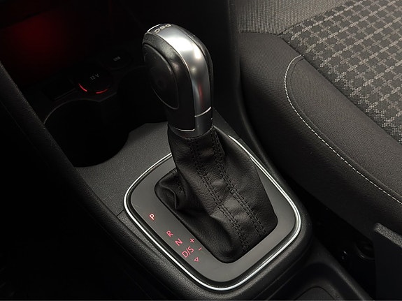 Volkswagen Polo 19 of 28