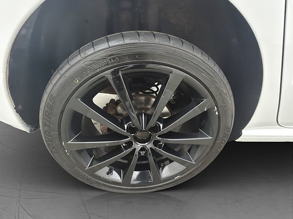 Volkswagen Polo 26 of 28