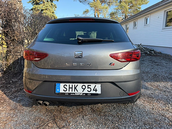 Seat Leon 12 of 12