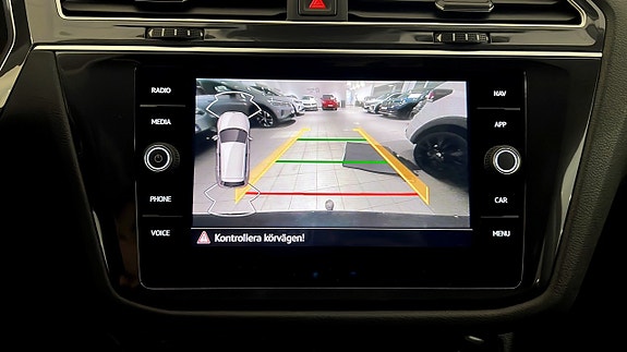 Volkswagen Tiguan Allspace 21 of 25