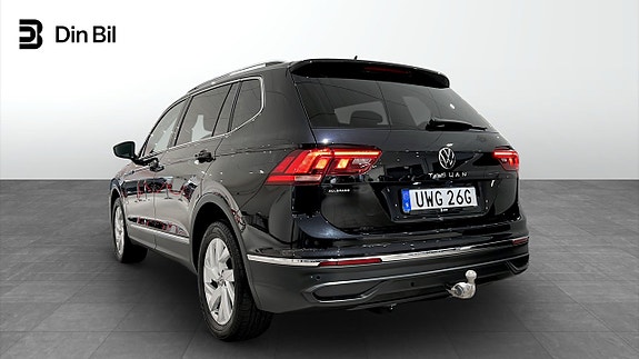 Volkswagen Tiguan Allspace 3 of 25