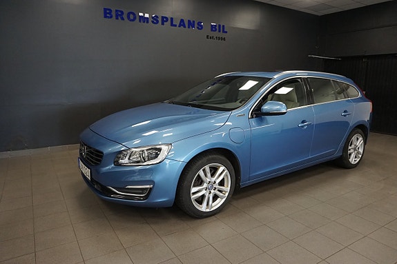 Volvo V60 2 of 22