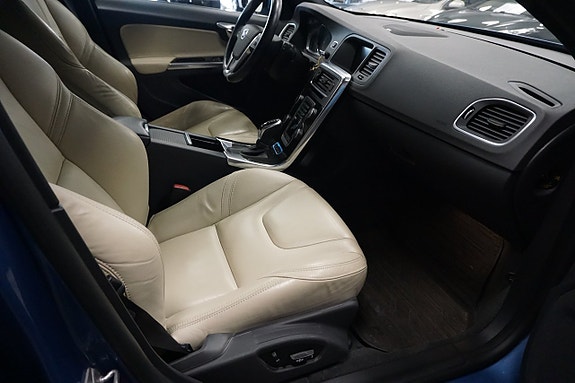 Volvo V60 9 of 22