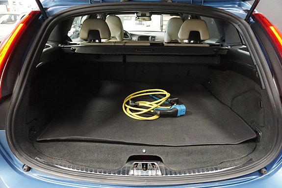 Volvo V60 22 of 22
