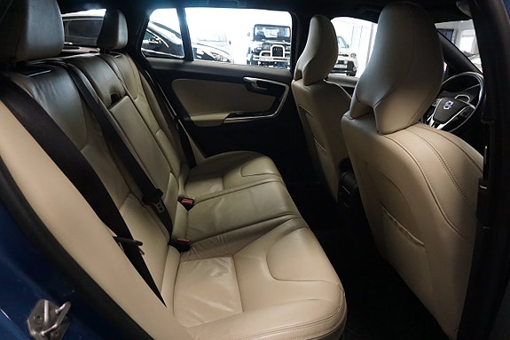 Volvo V60 20 of 22