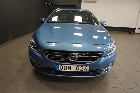 Volvo V60 3 of 22