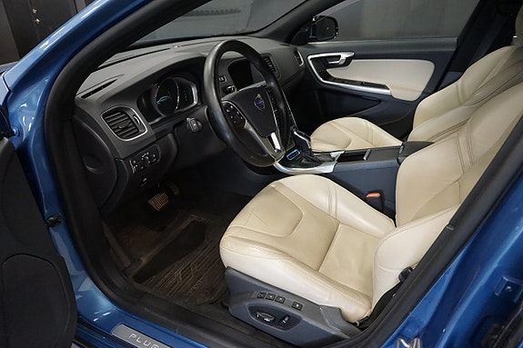 Volvo V60 5 of 22