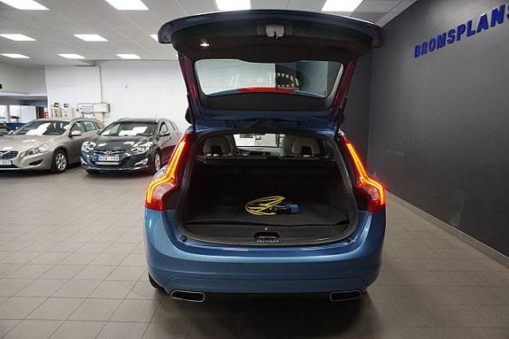Volvo V60 21 of 22