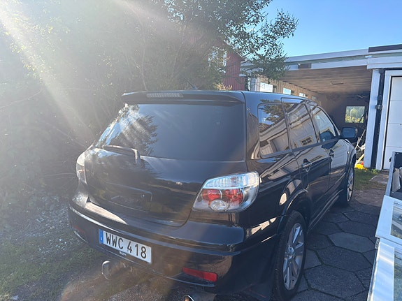 Mitsubishi Outlander 4 of 5