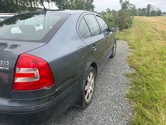 Skoda Octavia 3 of 6